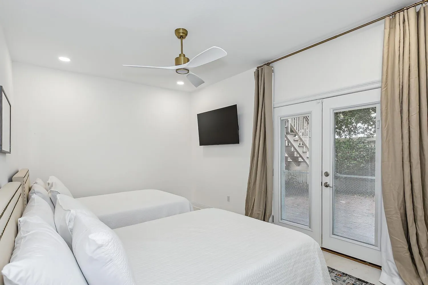 Downtown Pensacola 2B Townhome