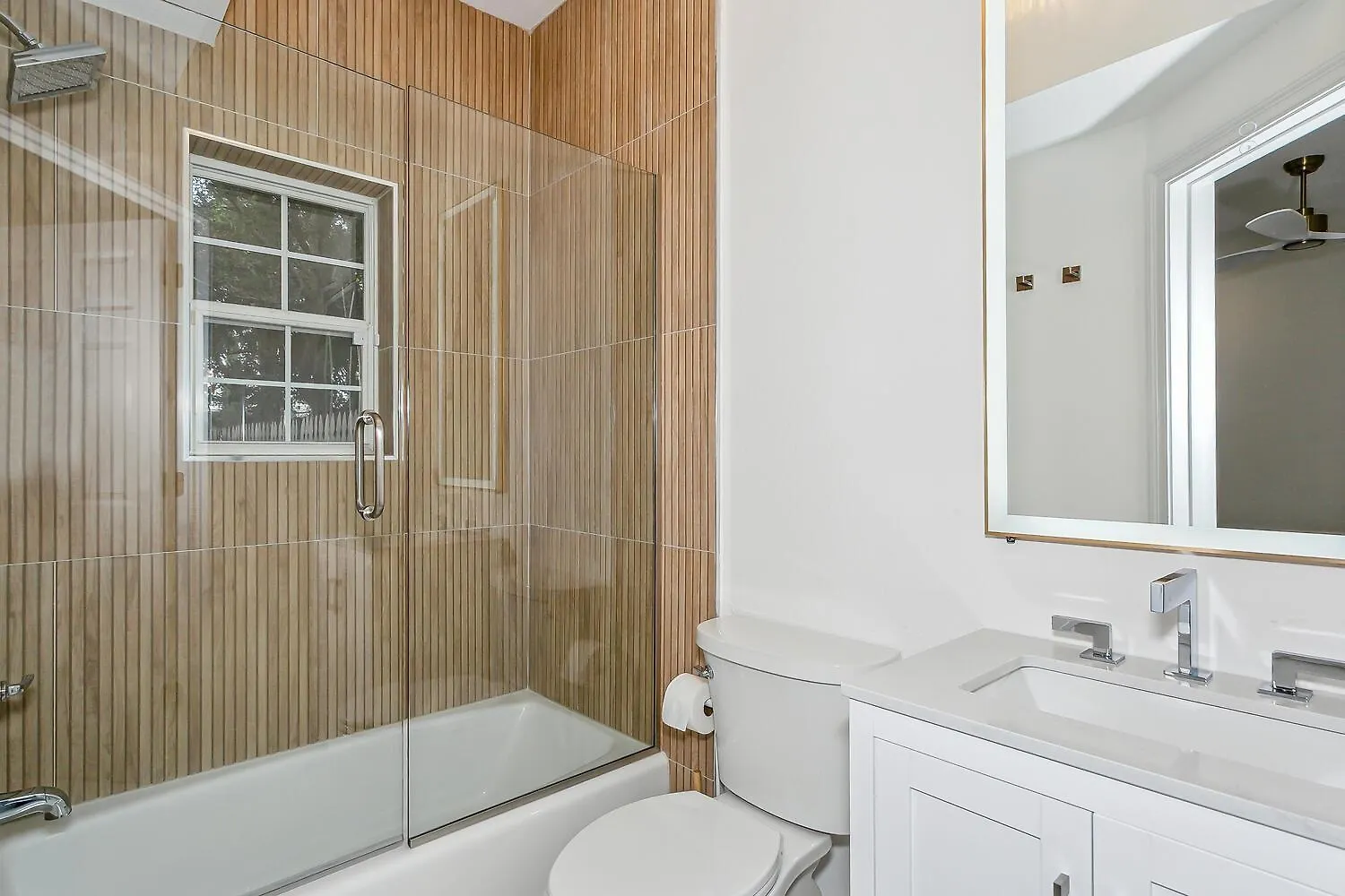 Downtown Pensacola 2B Townhome Holiday home